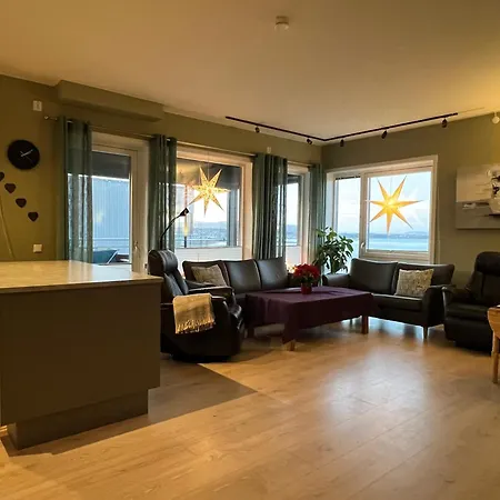 Apartamento Attraktiv Utsiktsleilighet *